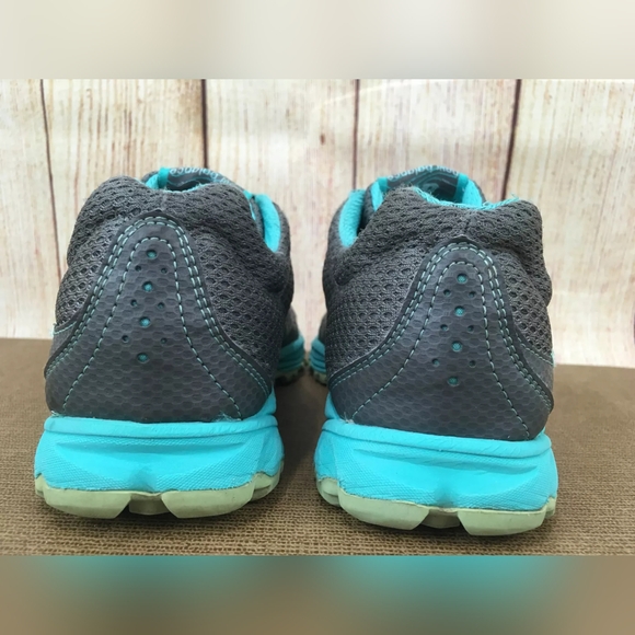 WOMENS NEW BALANCE RUNNING SHOE 8.5 - Picture 5 of 5